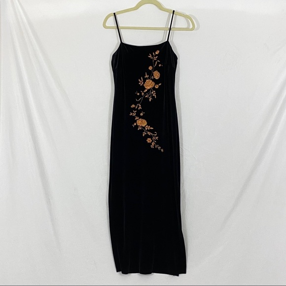Arianna By Rachel Kaye Dresses & Skirts - Arianna By Rachel Kaye Black Rose Gold Embroidered